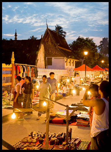 luang_prabang_marche_de_nuit.jpg